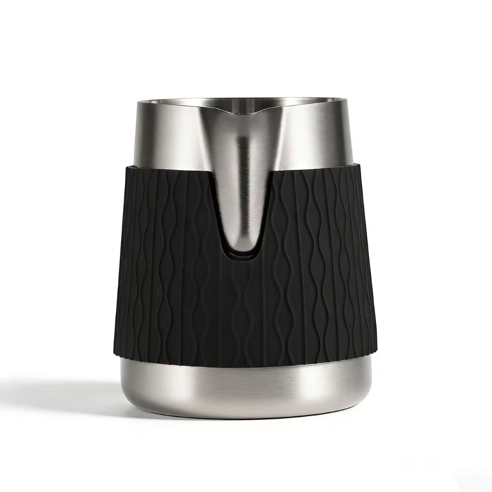popspresso-milk-frothing-pitcher-with-silicone-grip